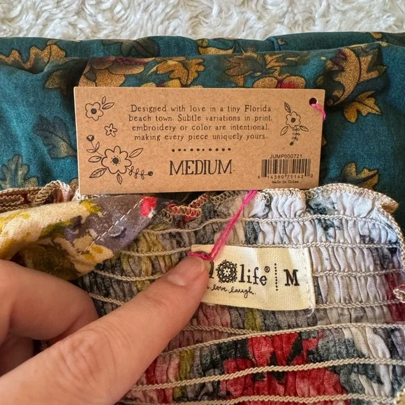 NWT - NATURAL LIFE Teal and Pink Floral Jumpsuit. Women’s size M. - Picture 3 of 8